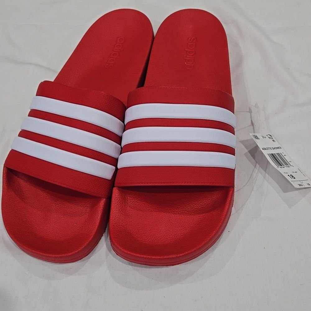 Adidas Adilette slides Shower Bath house men 18 Red And White NWT - Picture 2 of 5